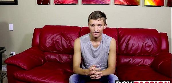  Matthew shows his adorable twink body and jerks off his cock